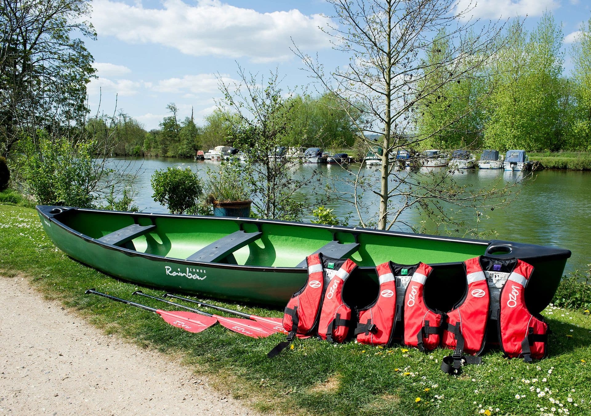 Multi-Day Adventure: Thames Canoe Hire, The Boat Yard to Maidenhead