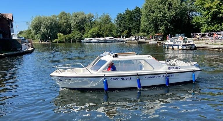 12 Seater Electric Day Boat - Hire By The Hour