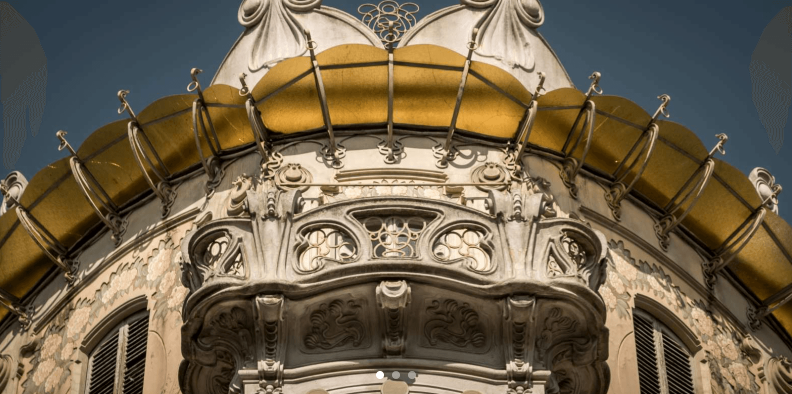Turin: Art nouveau guided walking tour with coffee break!