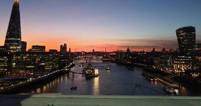 Private Smartphone Photo Tour: Tower Hill