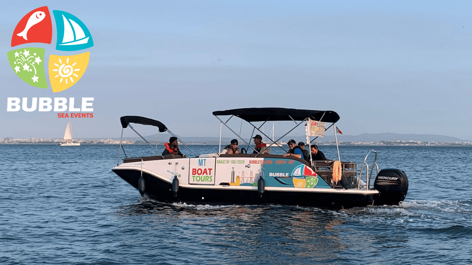 Lisbon Boat Tour with Champagne