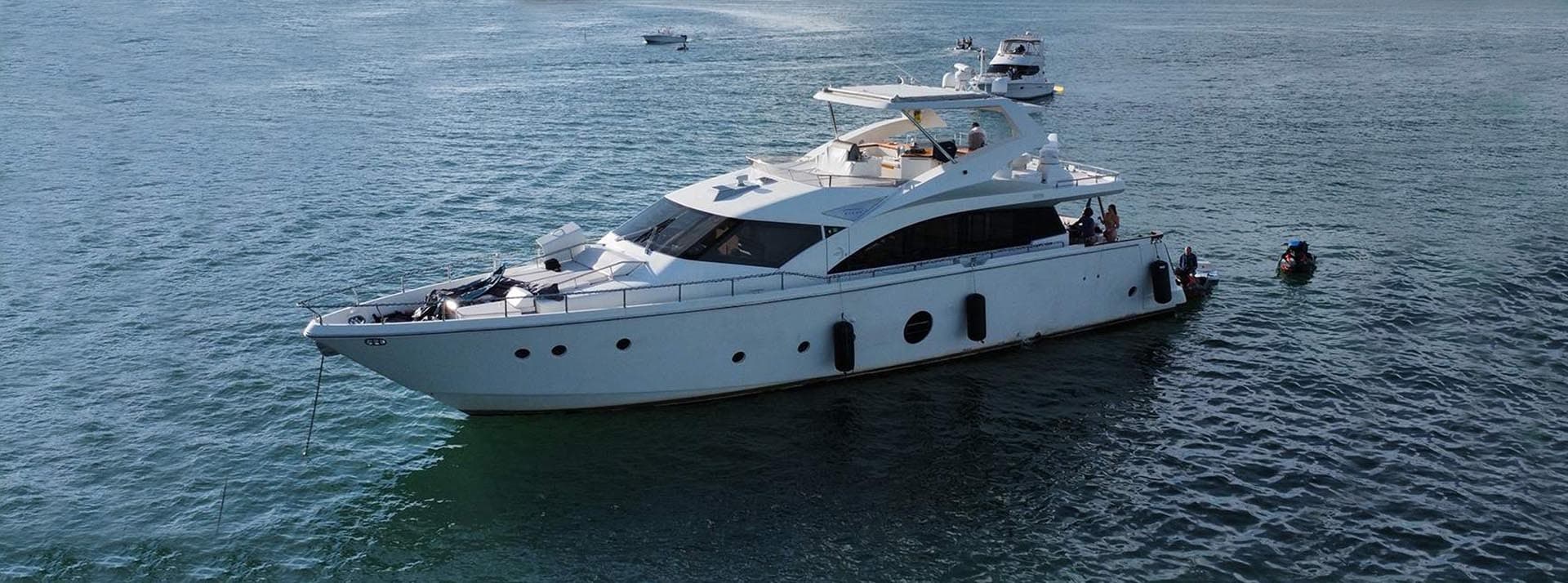 80' Aicon