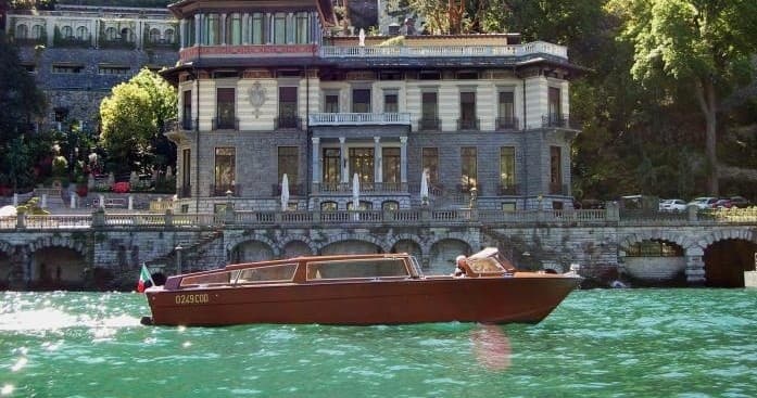 Venetian Limousine - Wonder Lake Tour