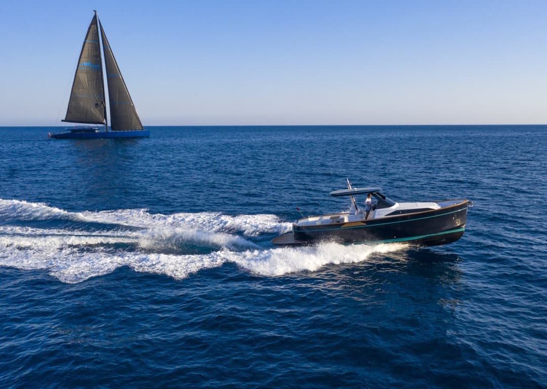 Apremare 35 - Departure from Amalfi