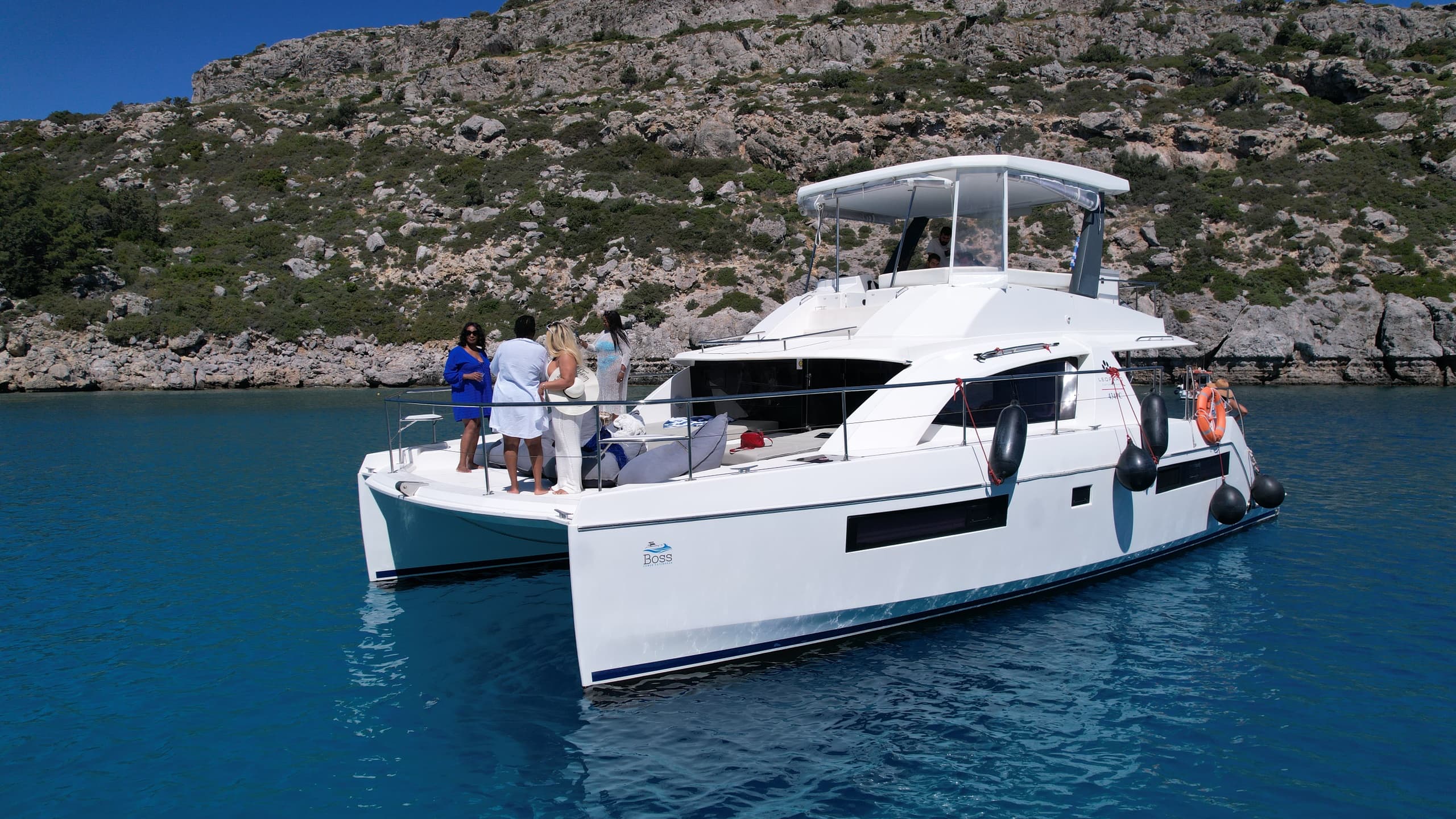 Power Catamaran Day Cruise “Boss”