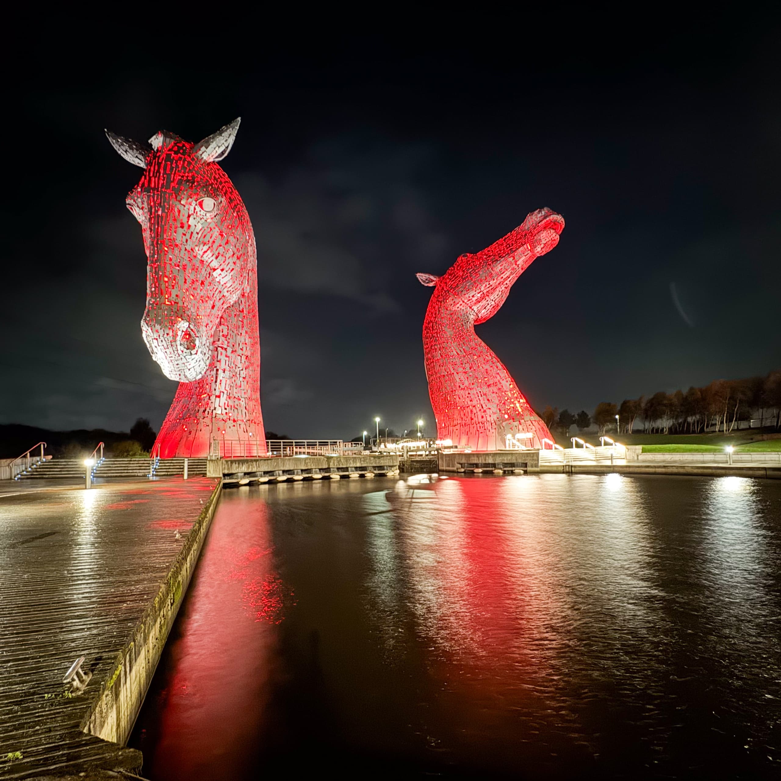 From Edinburgh - The Kelpies,  Falkirk Wheel and Forth Bridges Night Tour