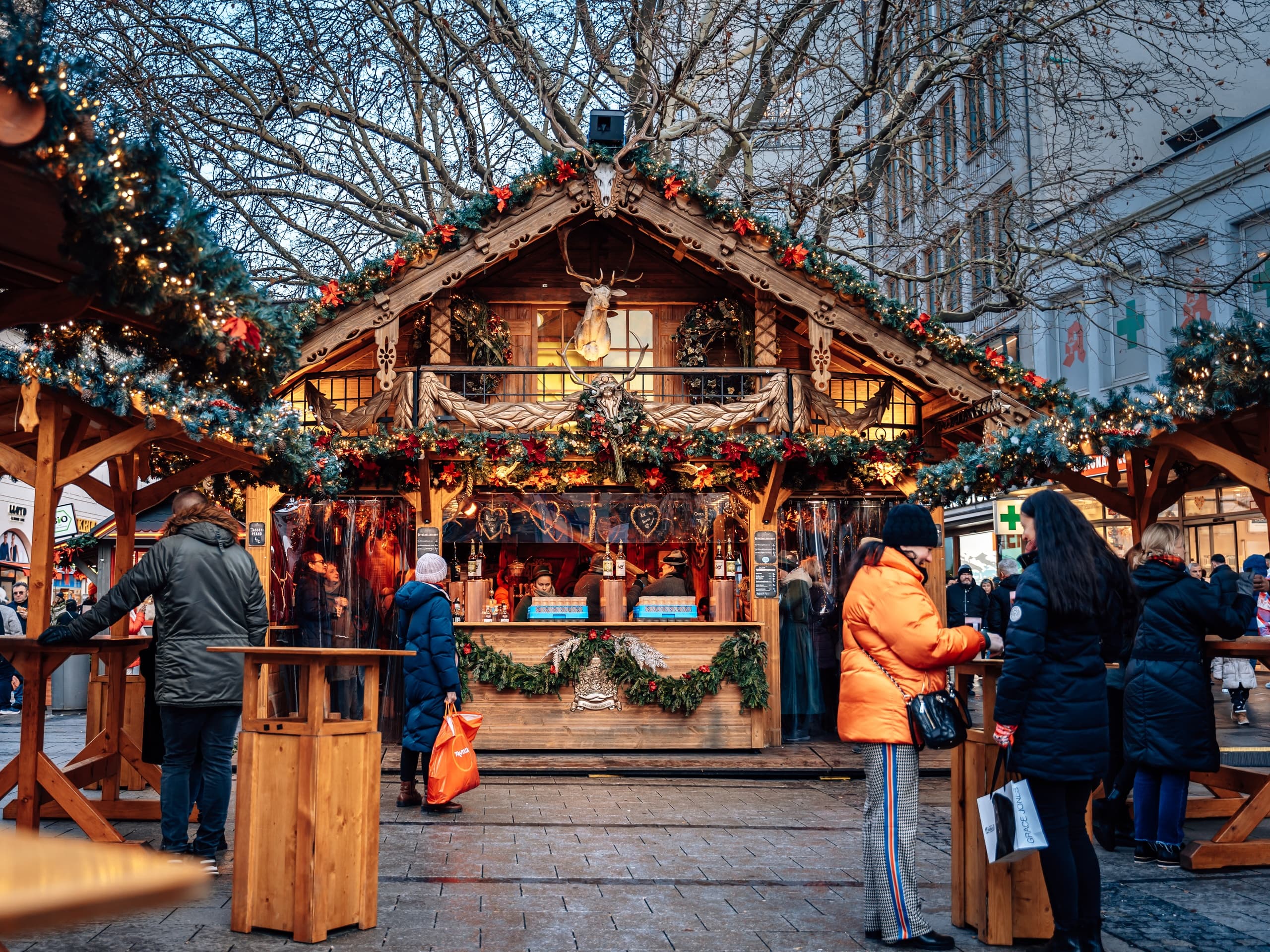 Christmas Markets Food Tour in Munich