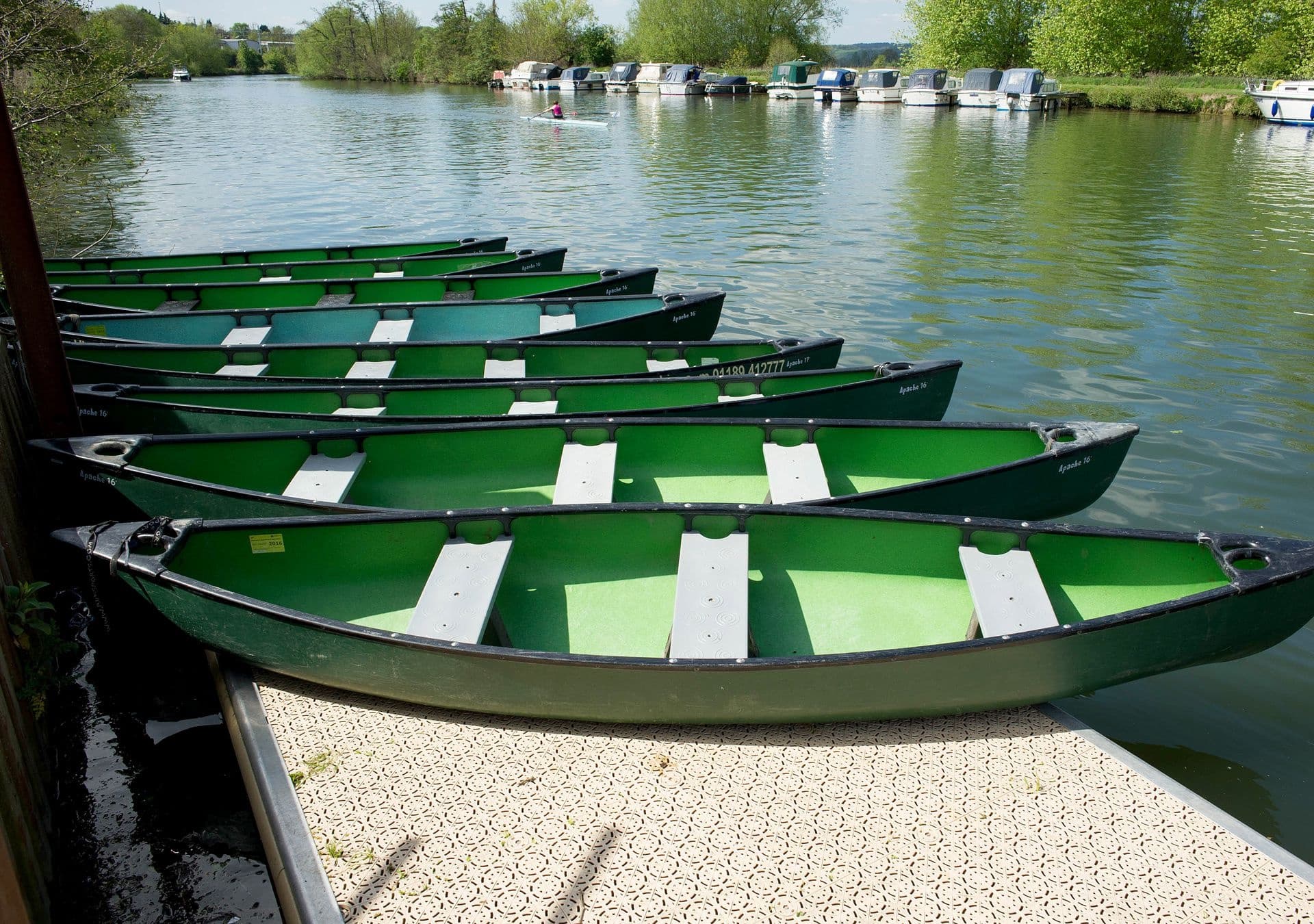 Thames Canoe Hire, The Boat Yard to Henley