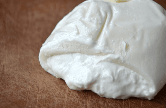 Burrata and cheese-making cooking class in Itria Valley
