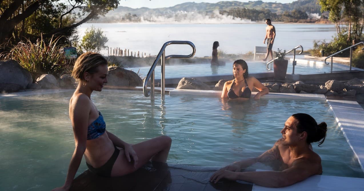 Mt Tarawera & Polynesian Spa Combo