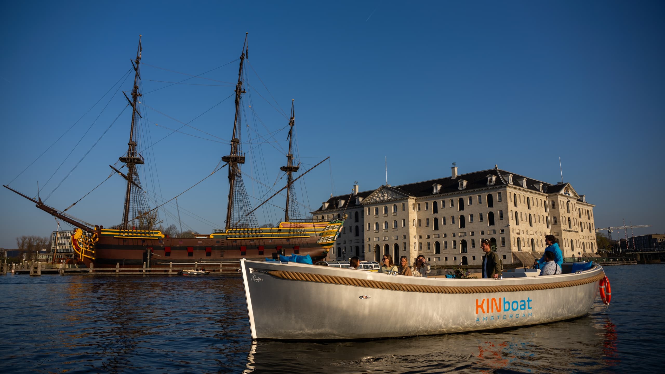Open Boat Evening Cruise starts from Central Station
