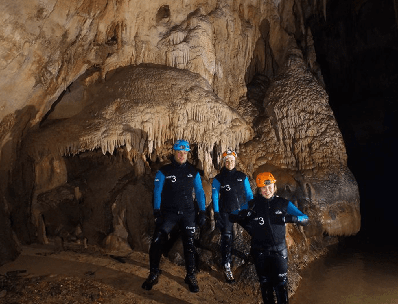 Cueva Cayuela – Por las Gateras