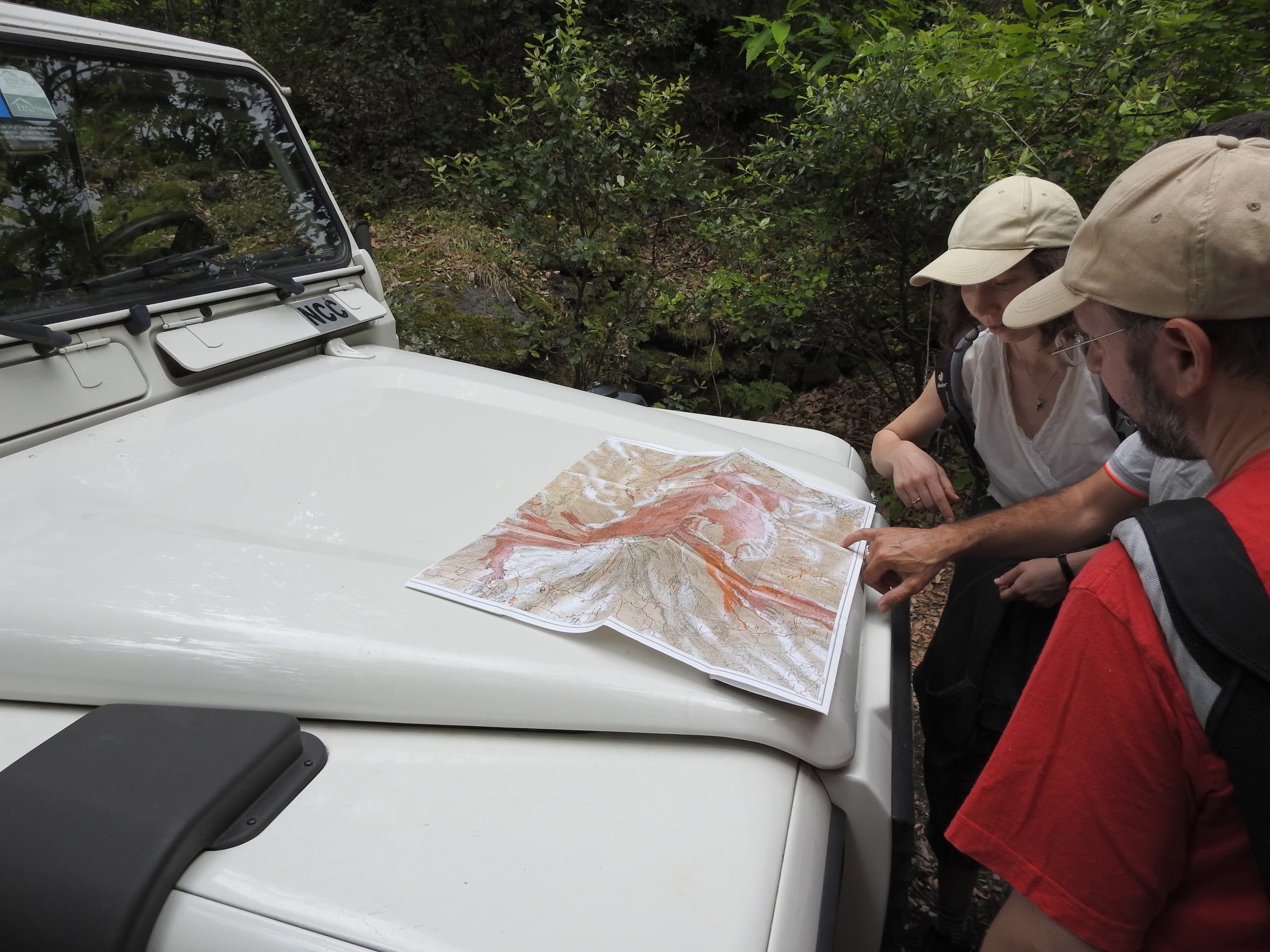 Etna Adventure with typical lunch: 4x4 tour to discover old craters and caves at 1900mt