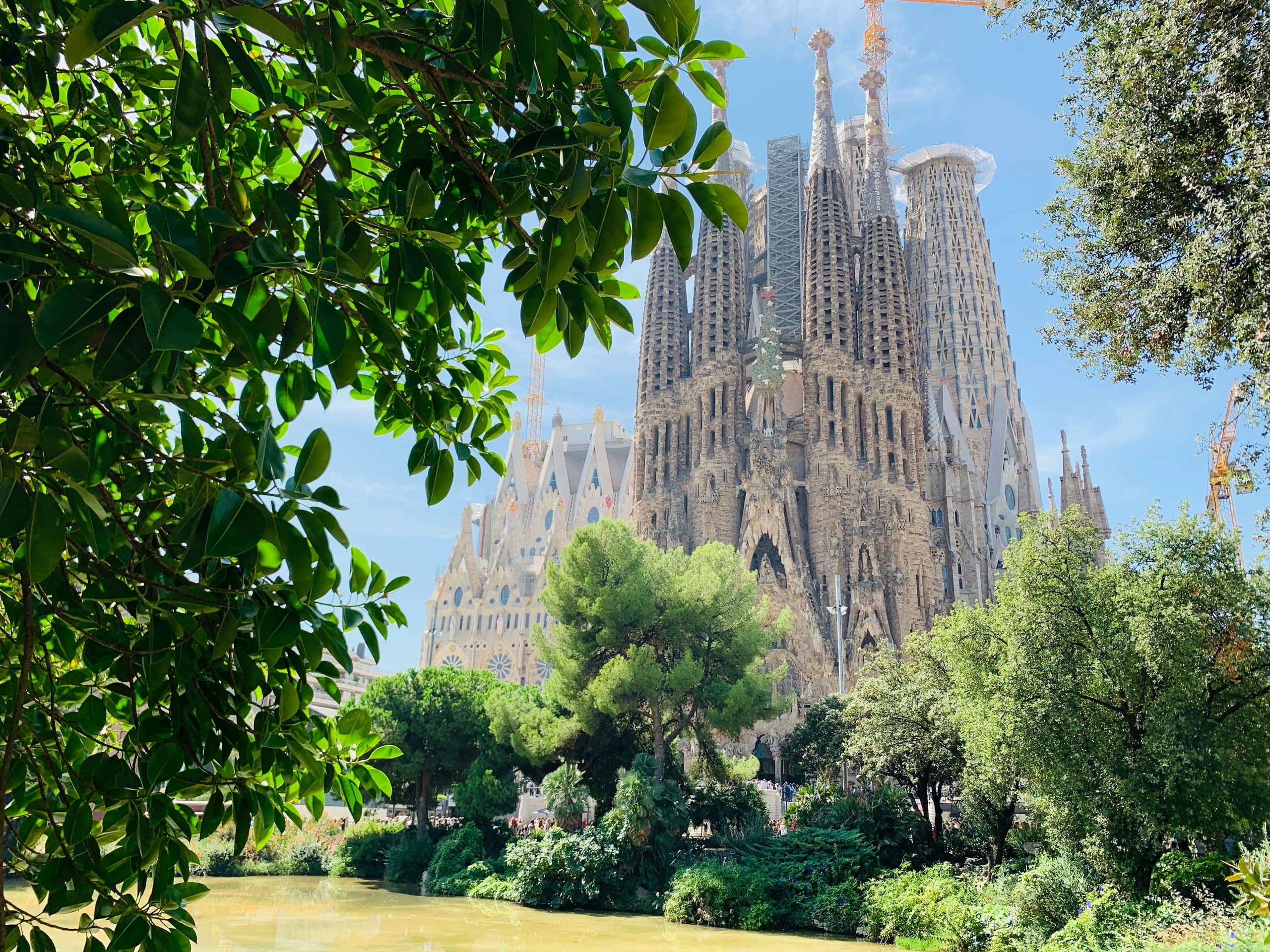 Gaudí Free Walking Tour