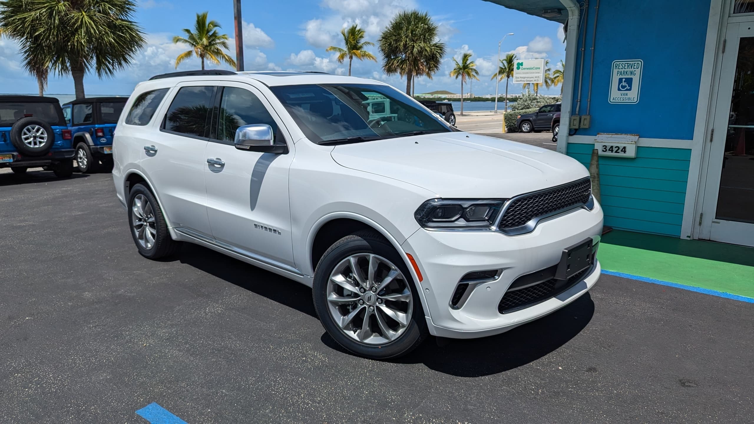 6 Passenger SUV - Safe Harbor
