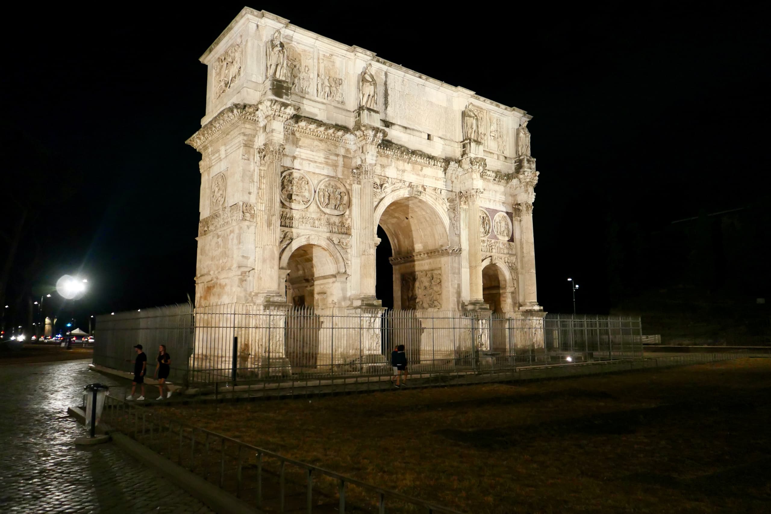 Rome Antique au Crépuscule: Visite à Pied du Colisée et du Forum Romain