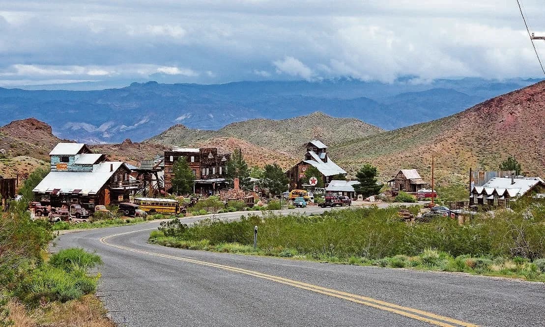 Around Las Vegas Tour: El Dorado Canyon Ghost Town, Seven Magic Mountains, Boulder City and Hoover Dam