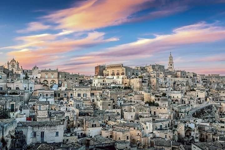 English Guided Tour in the Sassi of Matera