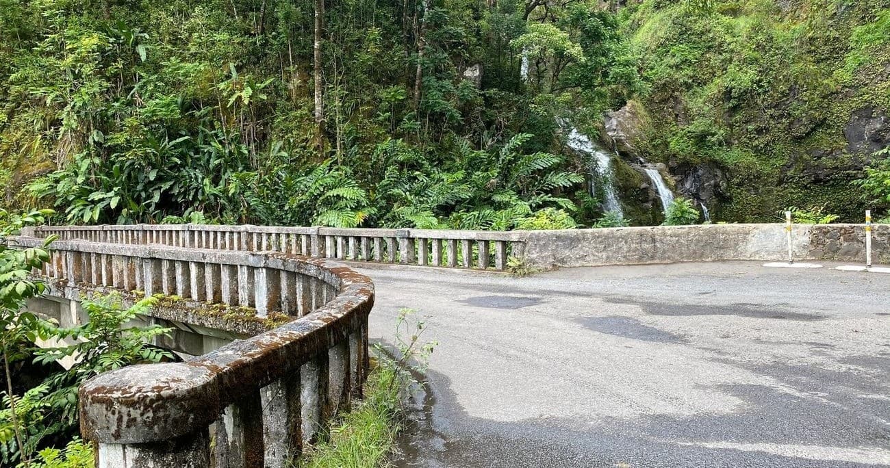 Famous Epic Road to Hana Adventure: Luxury Expedition