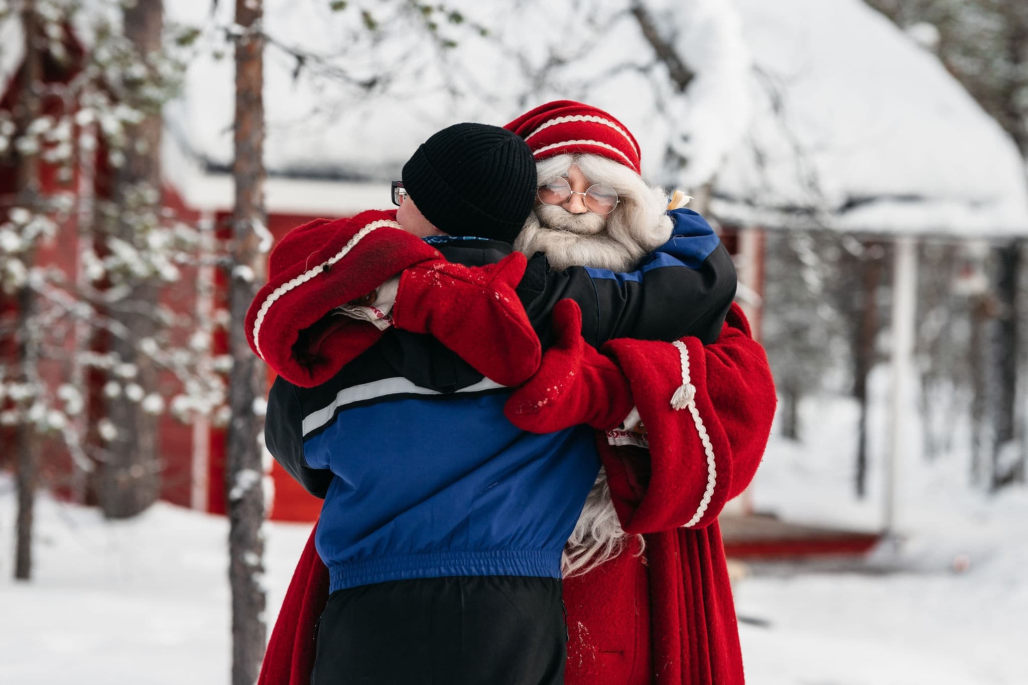 [C1] Searching for Santa (3h)