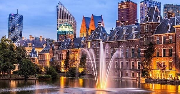 Delft + The Hague Tour