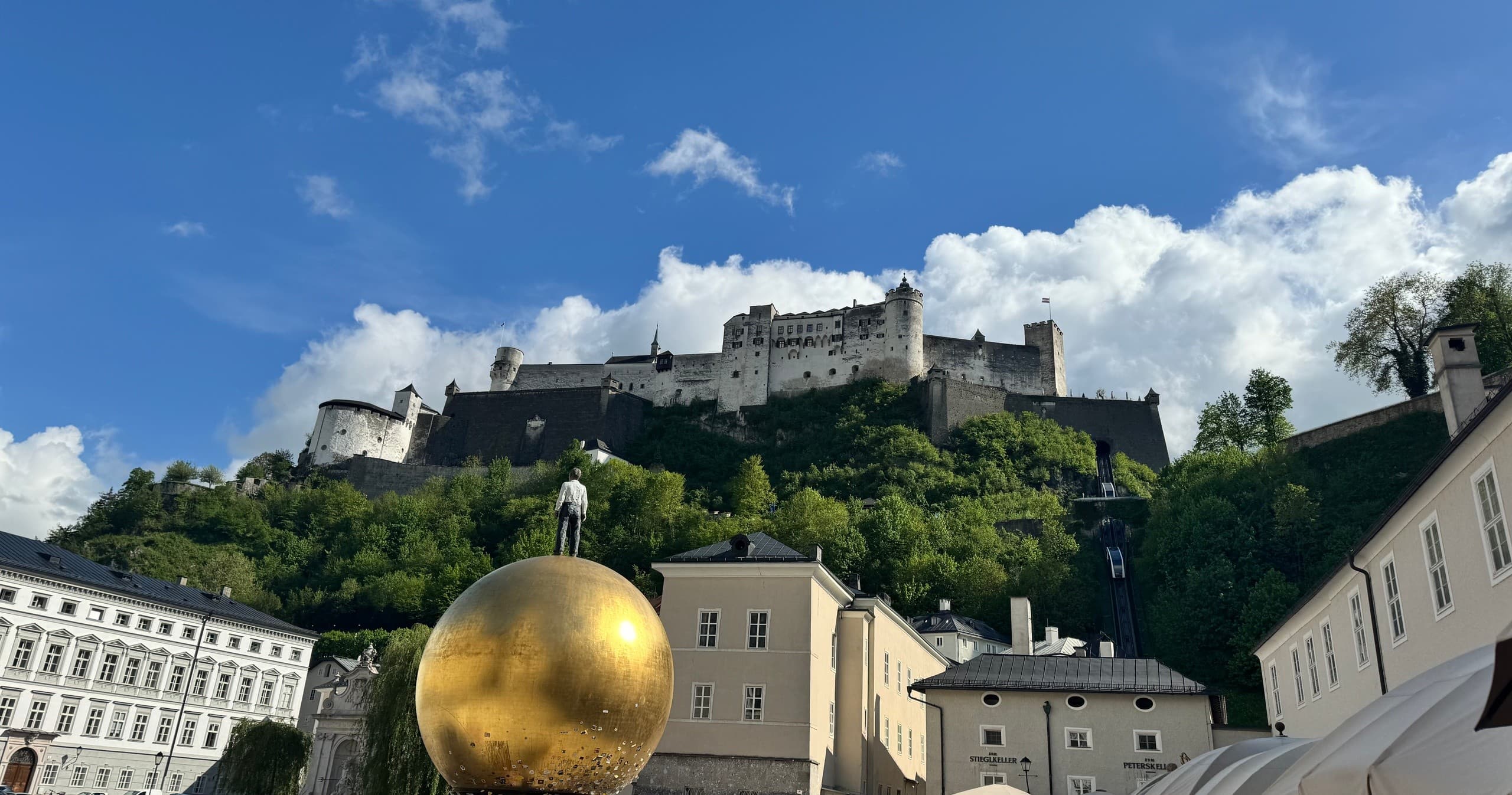 2,5h walking tour of the Salzburg city highlights
