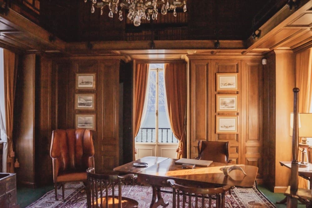 Exclusive Boat Tour with Private Villa Balbianello Visit & Lunch