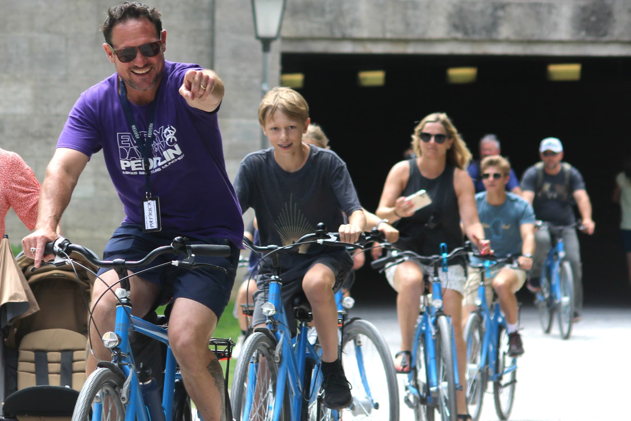 Classic Bike Tour daily @ 11.30am          (English spoken tour only)