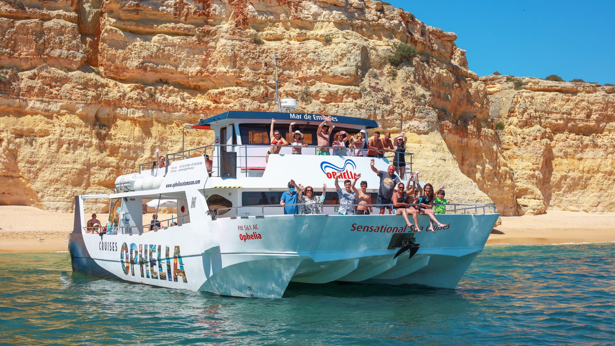 Catamaran Ophelia - Grutas de Benagil & BBQ