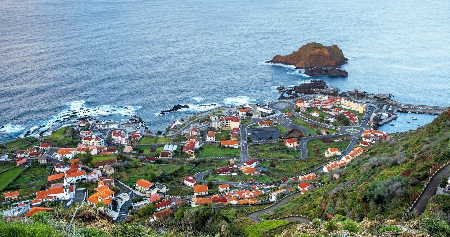 West tour with Porto Moniz