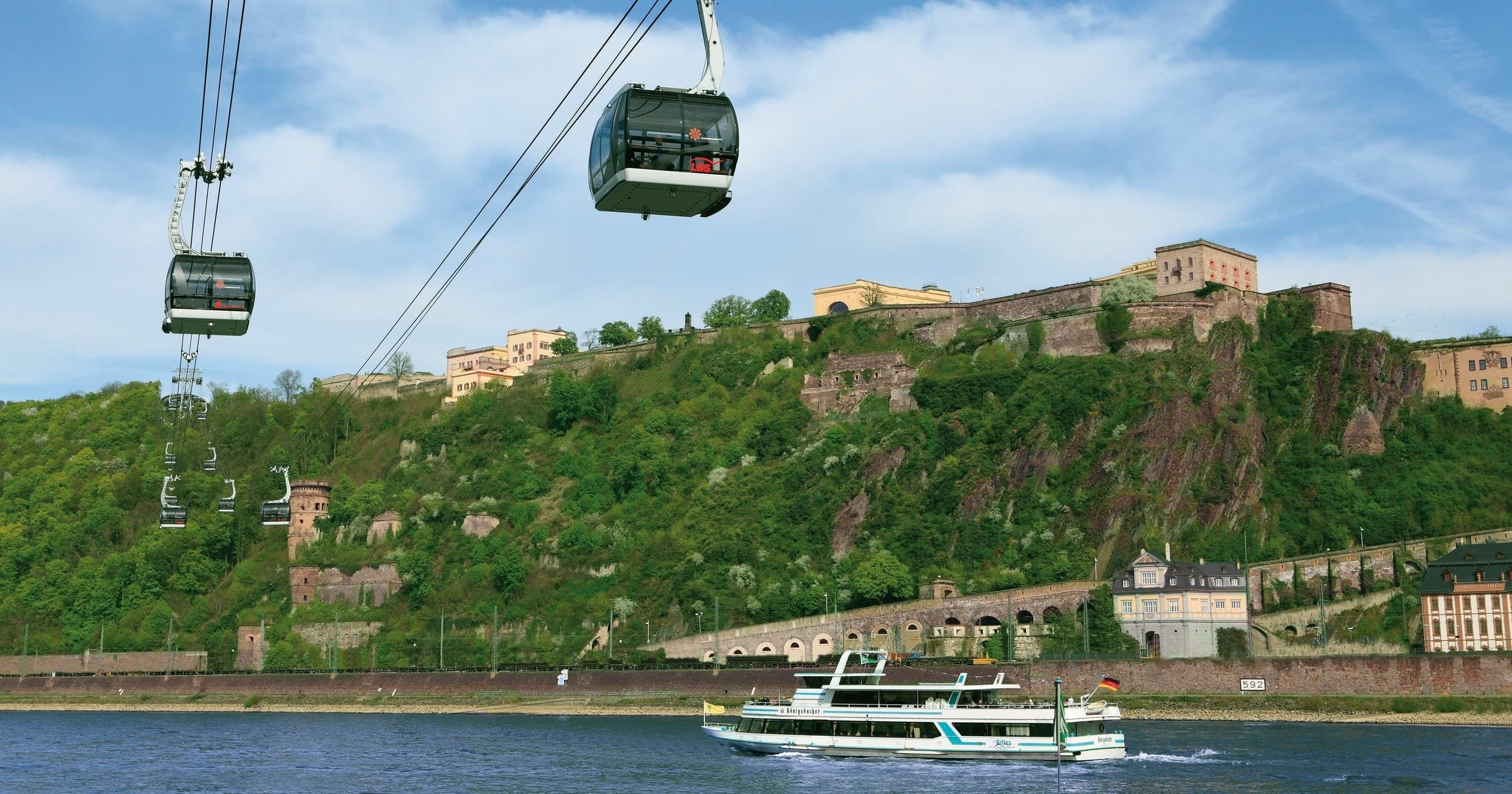 Linienfahrten  Braubach -  Koblenz