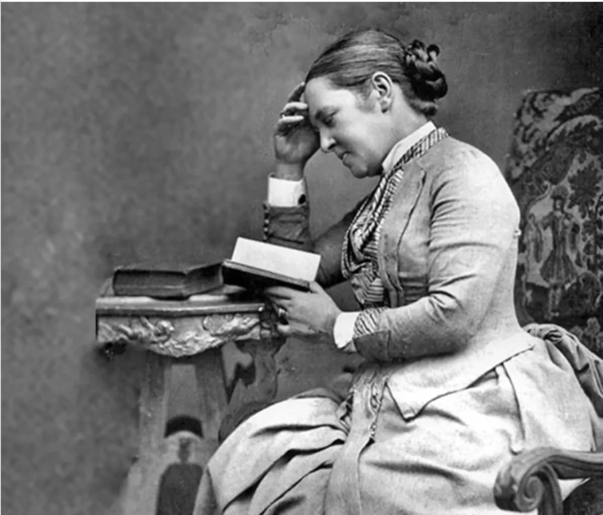 History of HERstory - The Invisible Women in the City of London • Private Tour