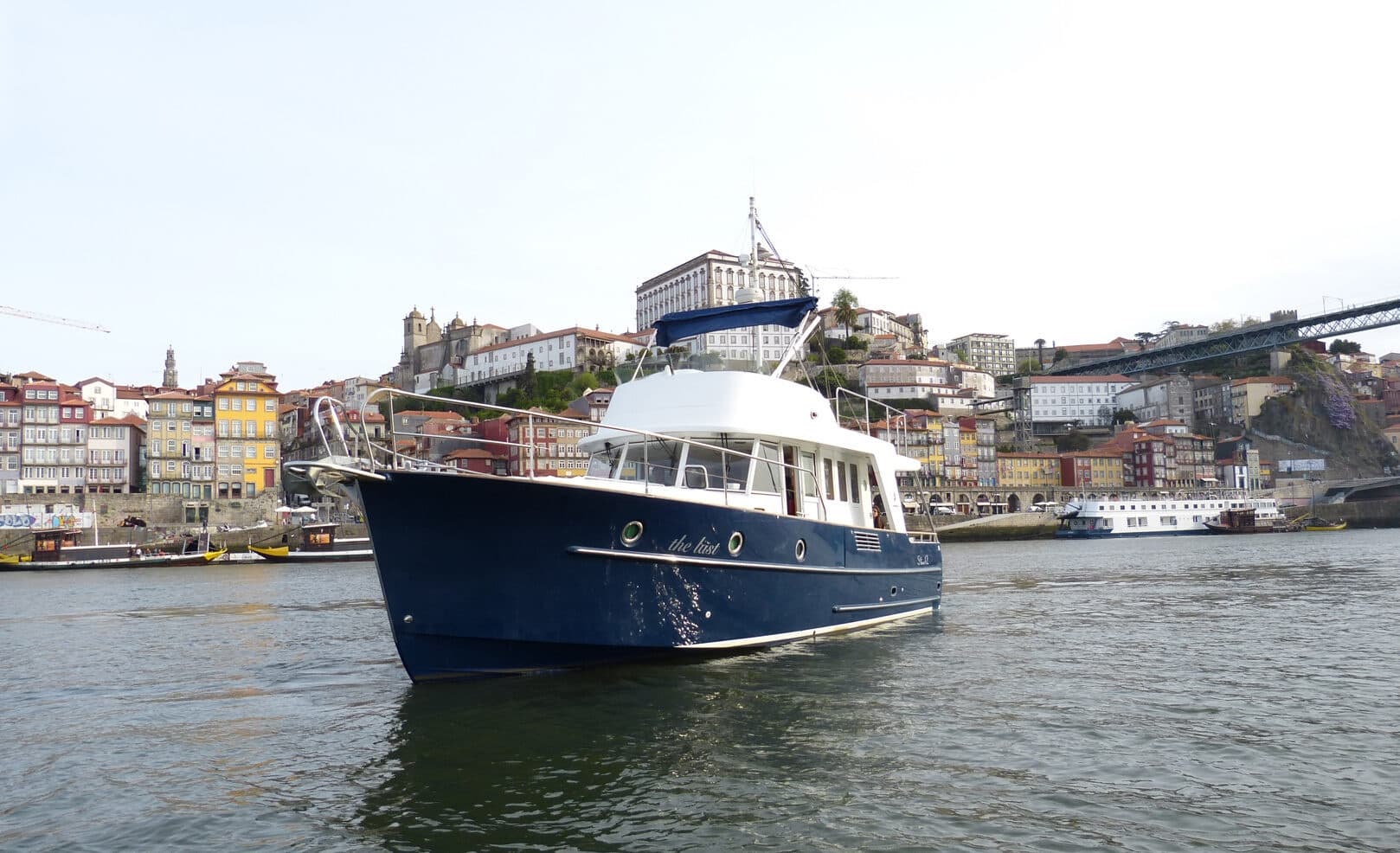 Passeio Privado em Iate - Porto e Douro - 2 Horas BENETAU 42