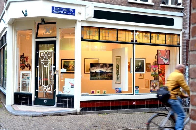 Alternative Amsterdam Gallery Bike Tour
