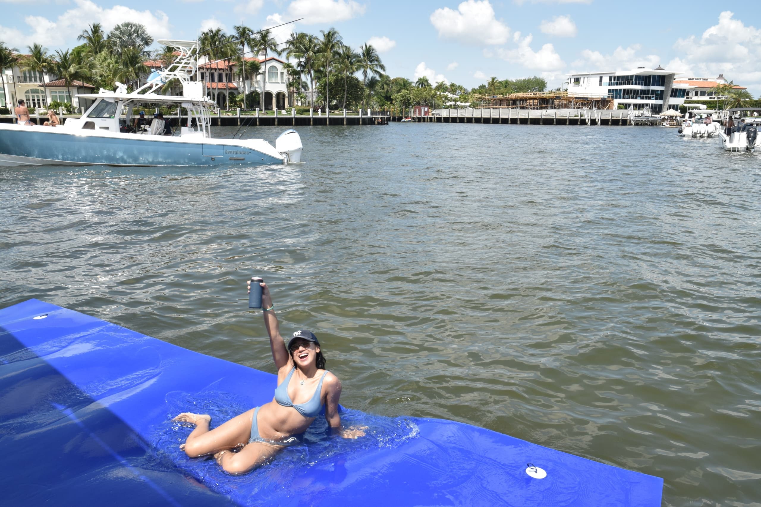 2 Hour Weekday Charter - Tropical Thunder/Beach Babe Class