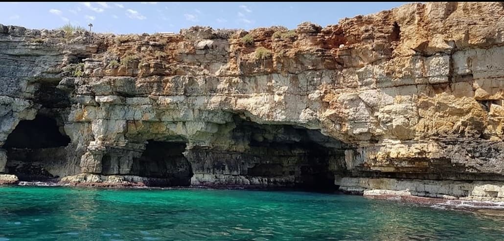 Giro in barca per le grotte di polignano