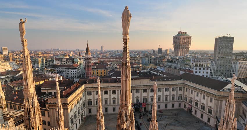 La Scala Theater and Duomo Cathedral Tour - Semi Private Tour