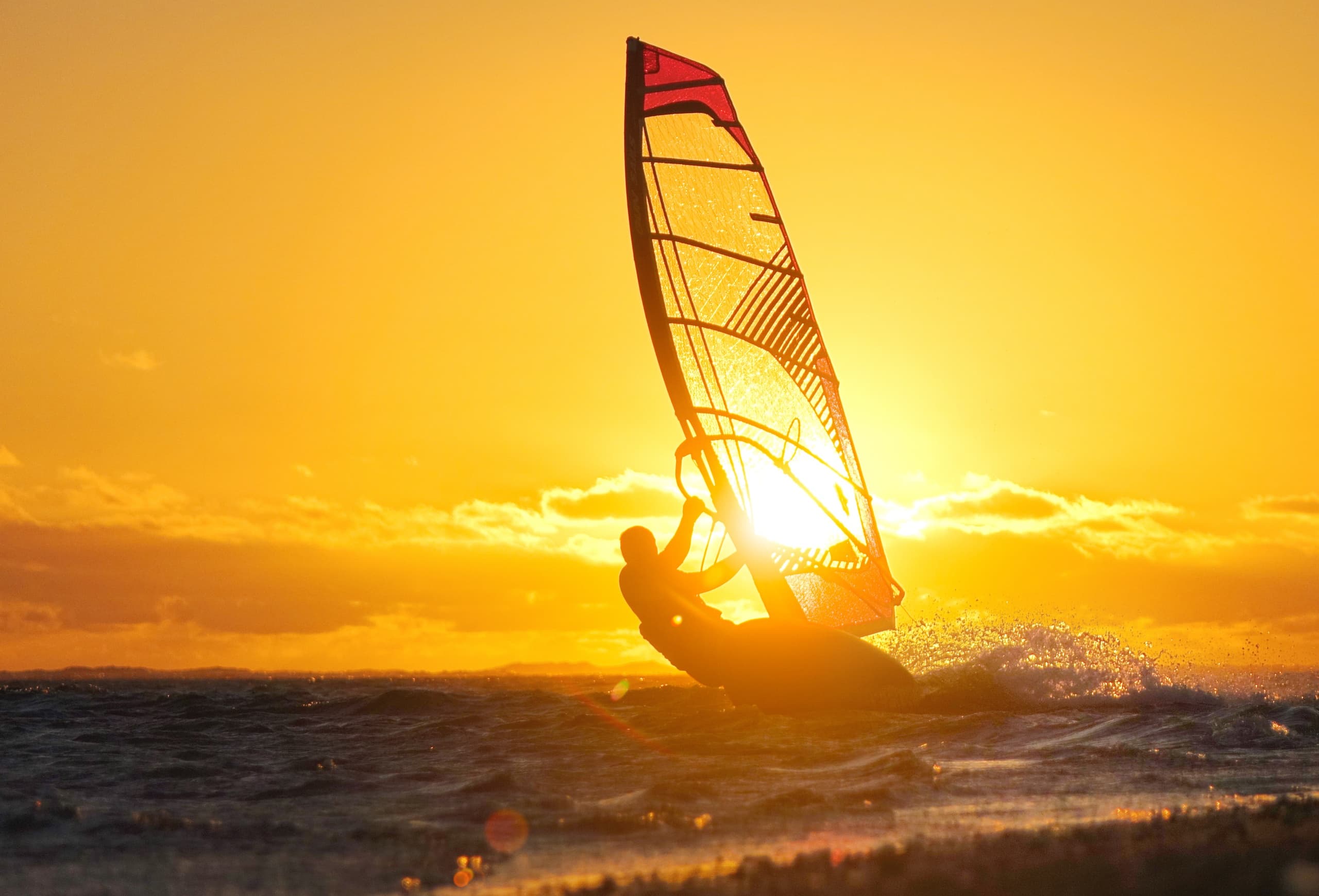Windsurfing Lessons - 1.5 Hours (Beginner + Intermediate)