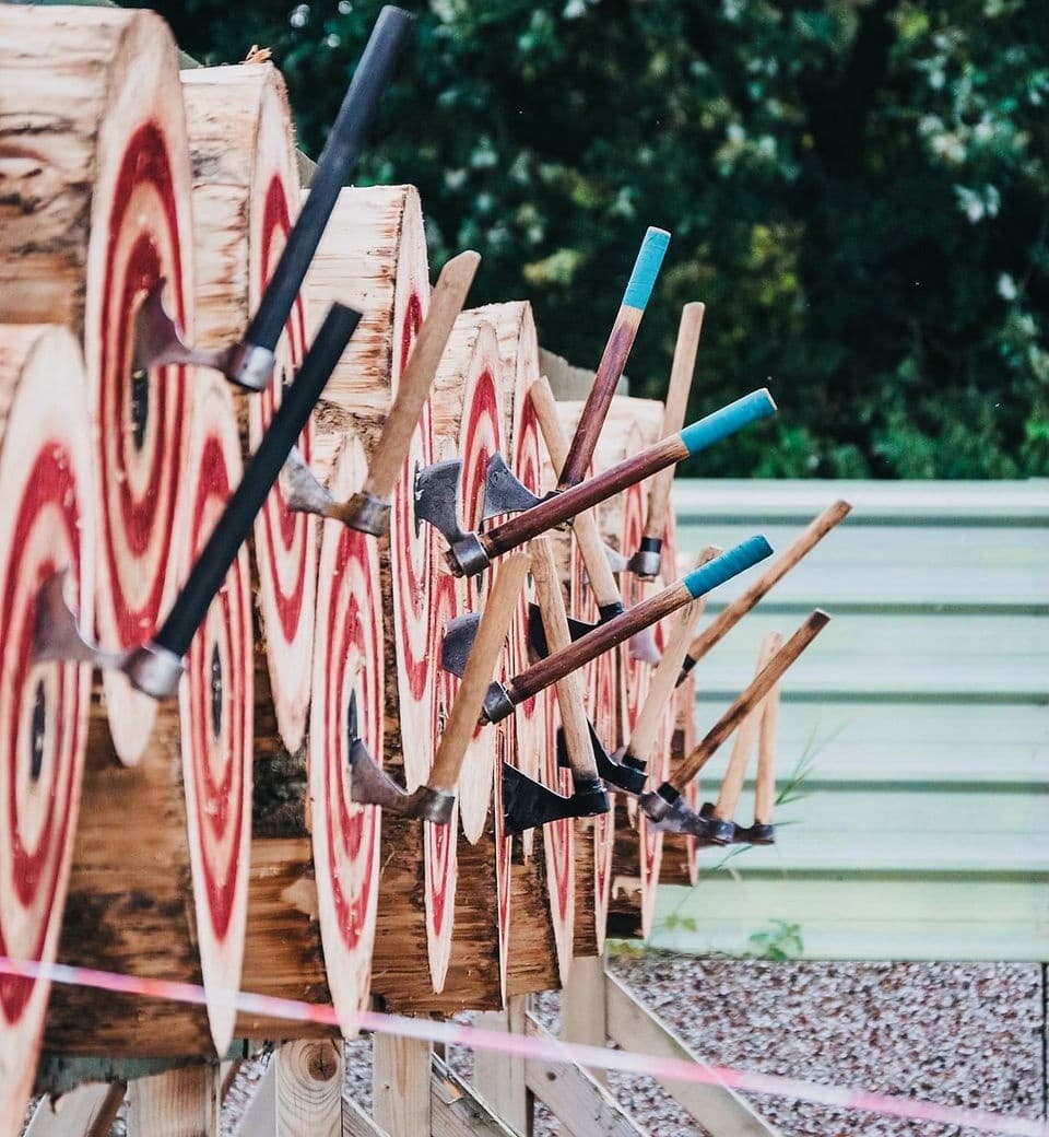 Axe & Knife Throwing
