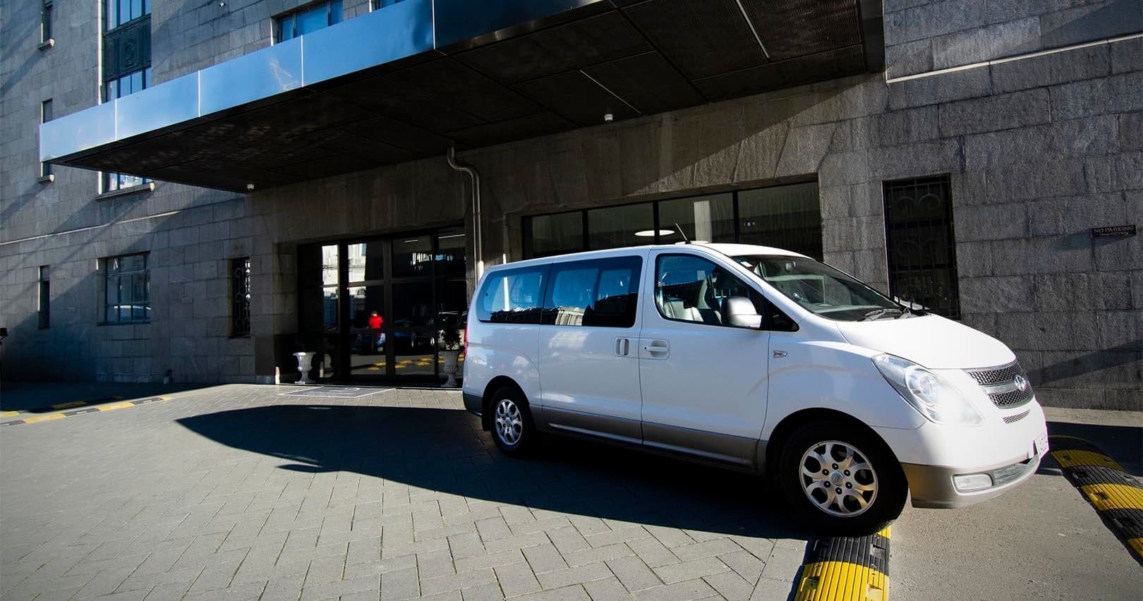 DUNEDIN CITY to AIRPORT Private Transfer