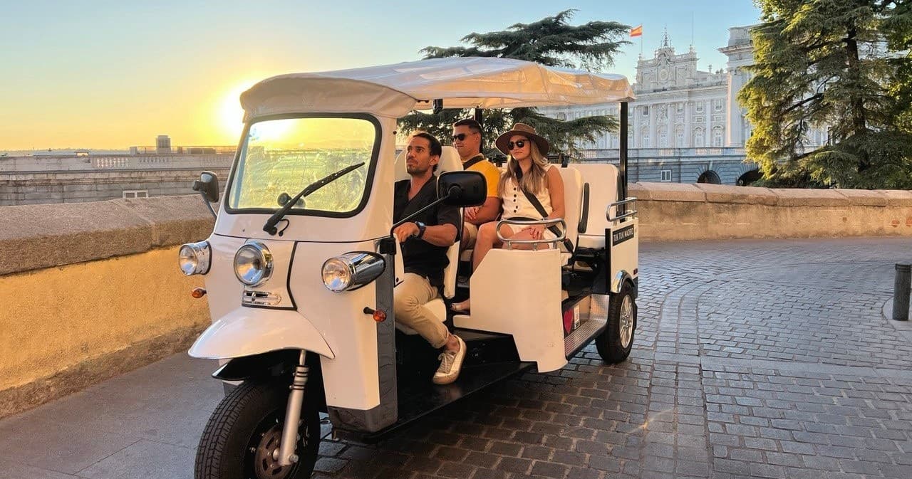 TukTuk Tour 90 Minutos o Sightseeing Tour