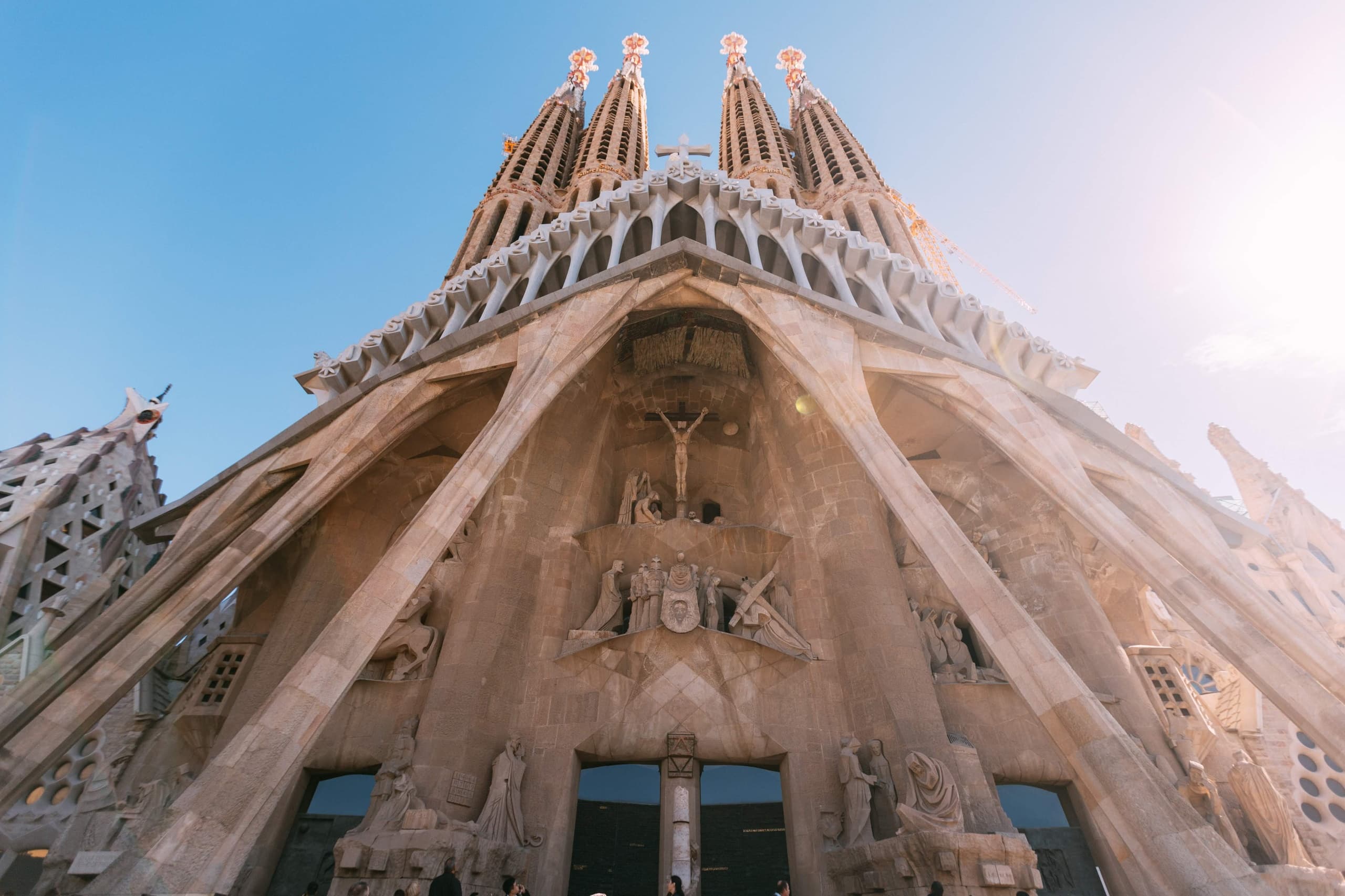 Barcelona: Tour Semi-Privado Guiado de la Sagrada Familia
