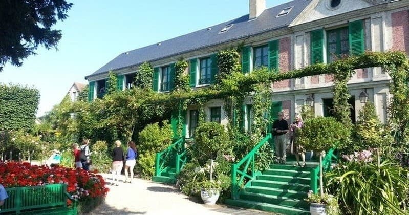 Giverny: Monet’s House & Gardens Skip-the-line Walking tour