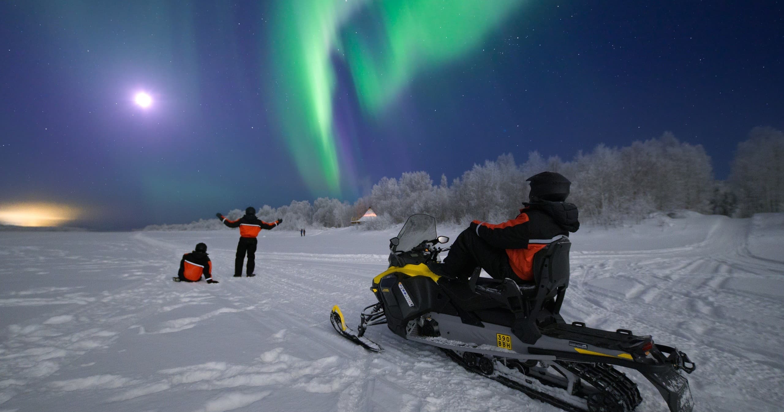 Night Sky Snowmobile Tour (Skyland)