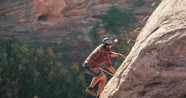 Cave Lakes Climb and Rappell Adventure (2hr)