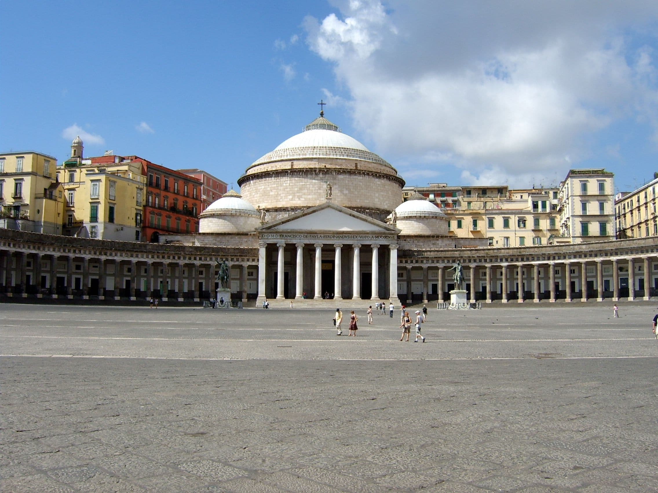EXPLORING NAPLES TO AMALFI COAST ITALY