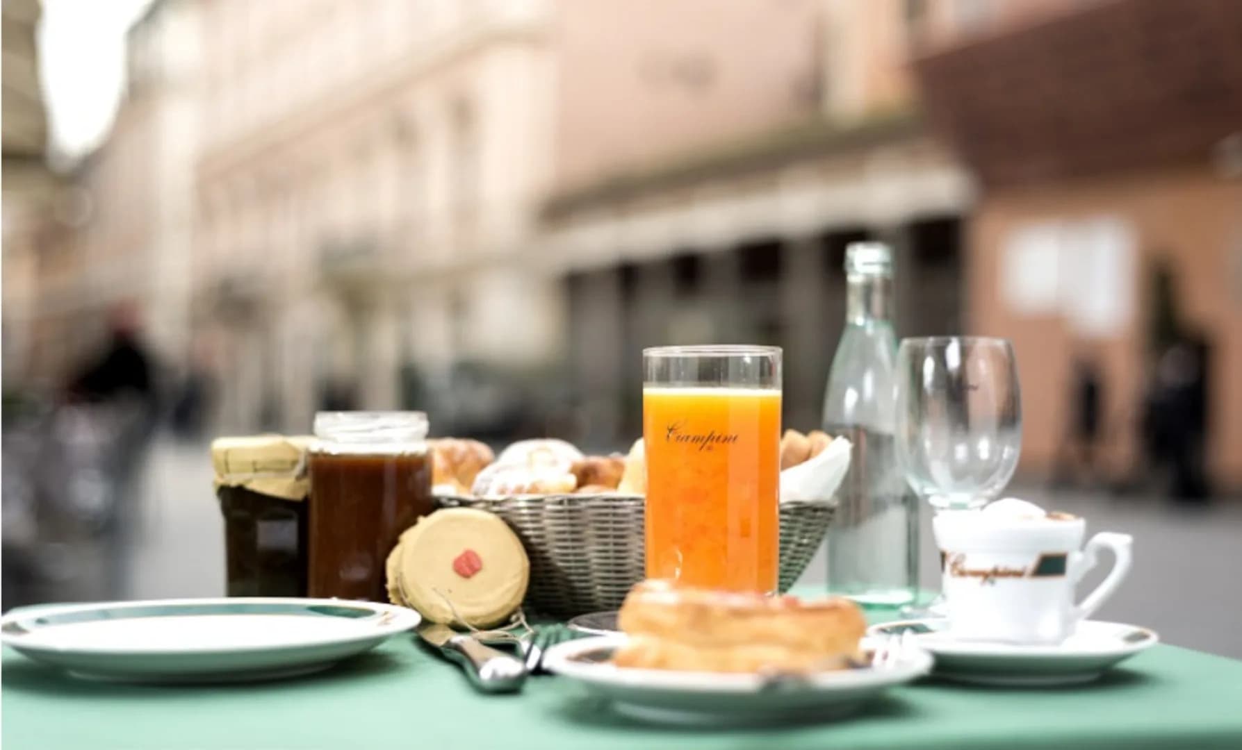 Dolce Risveglio, Piazze & Cappuccino