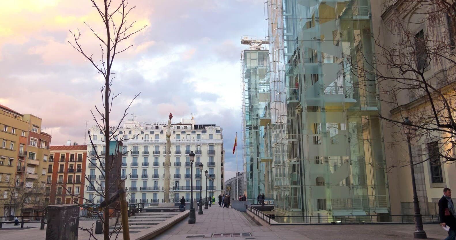 Fast Track Access to the Reina Sofía Museum