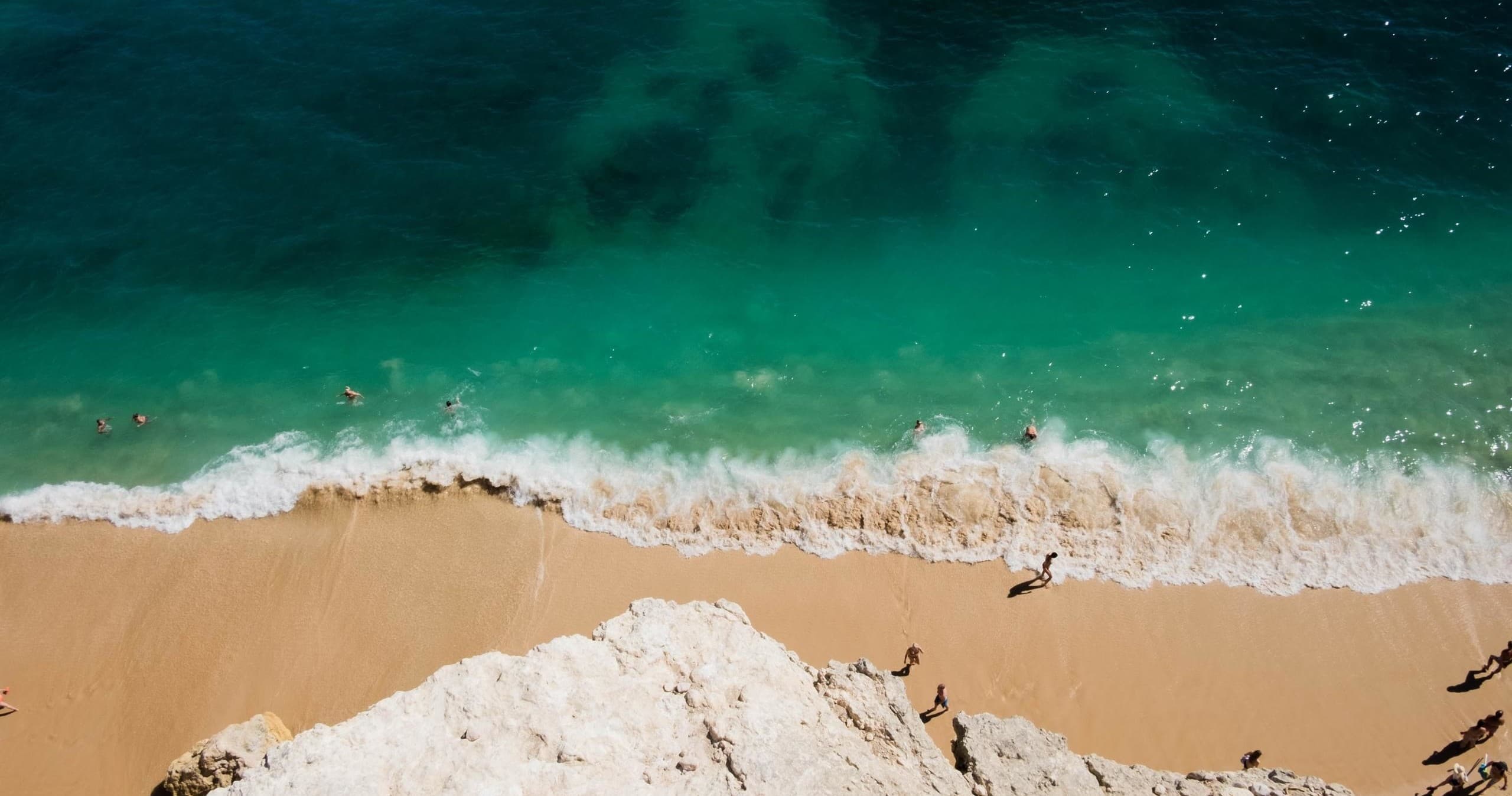 Viagem às Grutas e Costa