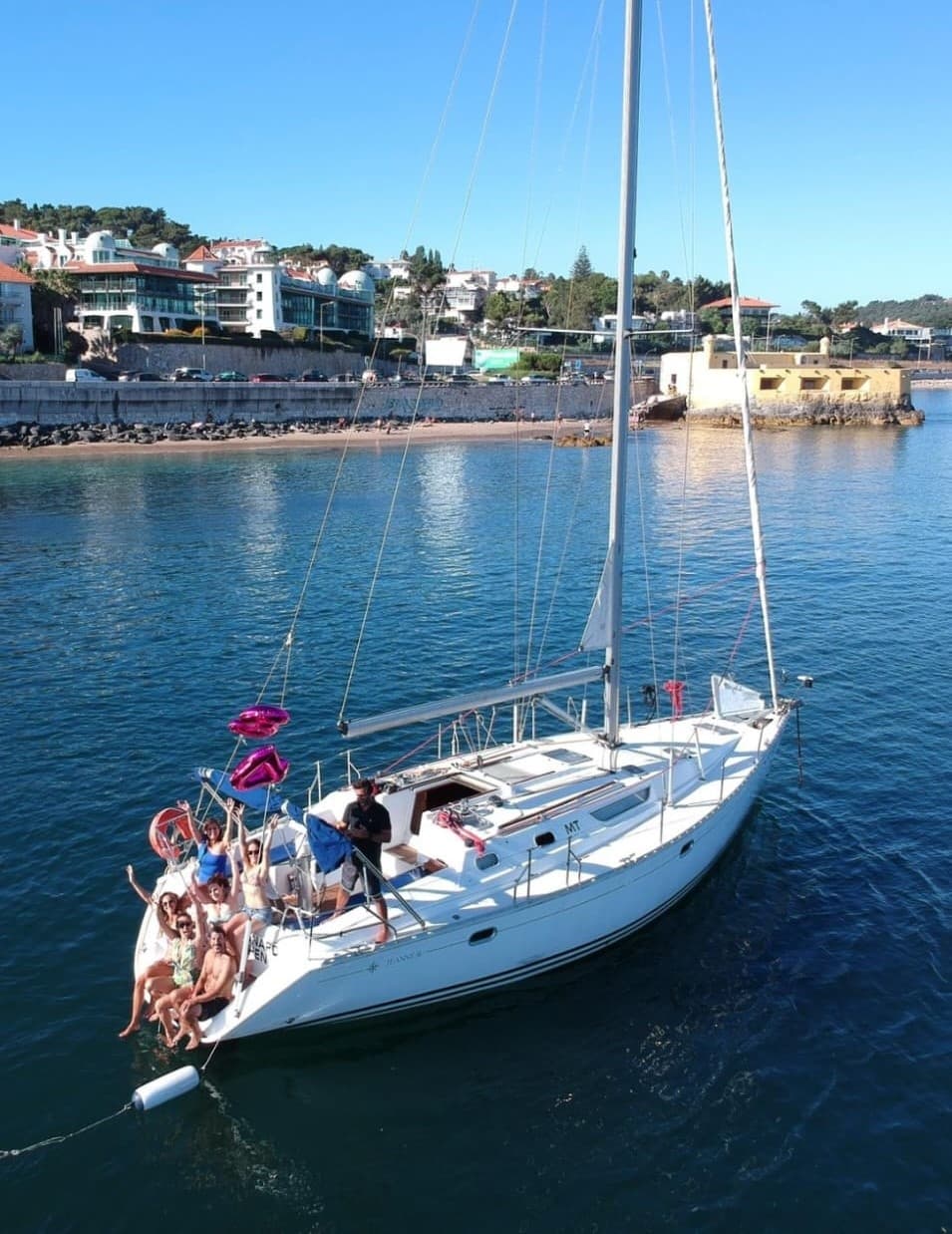 4h Private Boat - Sailing, Swimming and Sunbathing!